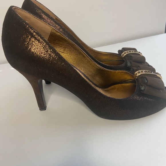 Nina NY women’s heels Size 9 Brown metallic fabric Bow/Gold w brown gems - Picture 6 of 11
